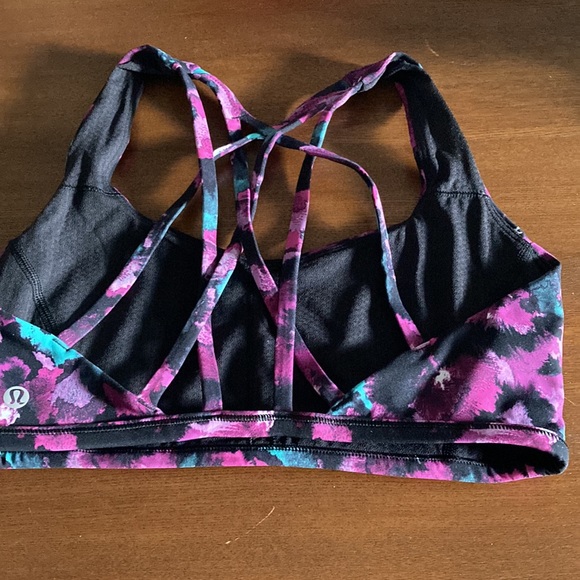 🆕 LULULEMON Free to Be Serene Bra 🆕 - Picture 5 of 6